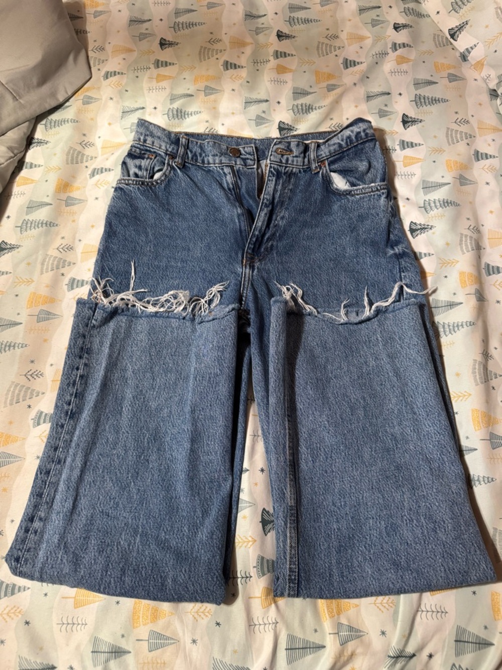 Zara Light Blue Wide-Leg Distressed Jeans